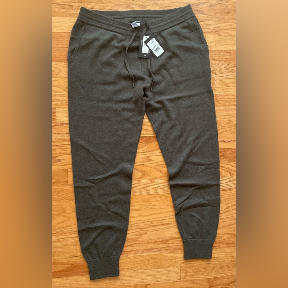 NAADAM Brand New! 100% Cashmere Off Duty Jogger Olive Green Size L